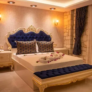 Otel Five Diamonds, Alaçatı