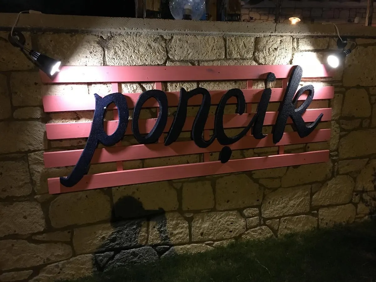 Poncik Butik Otel Alaçatı Türkiye