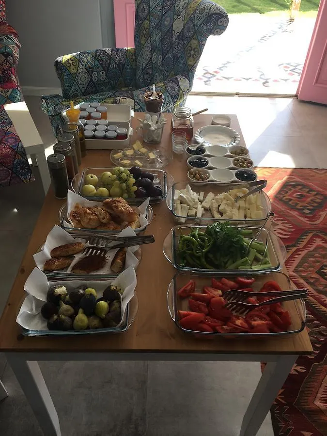 Poncik Butik Otel Alaçatı